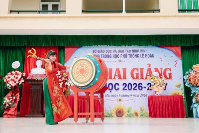 TRƯỜNG THPT LÊ HOÀN LONG TRỌNG TỔ CHỨC LỄ KHAI GIẢNG NĂM HỌC MỚI 2026 – 2027
